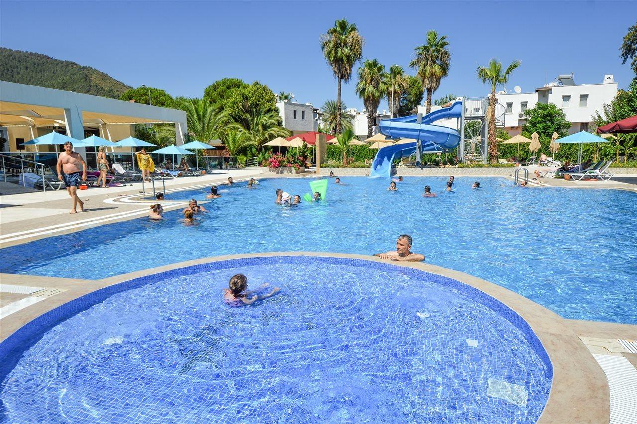 Idas Club Hotel Ичмелер Екстериор снимка